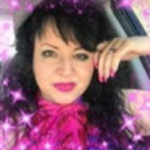 Meet your Posher, Stefanie